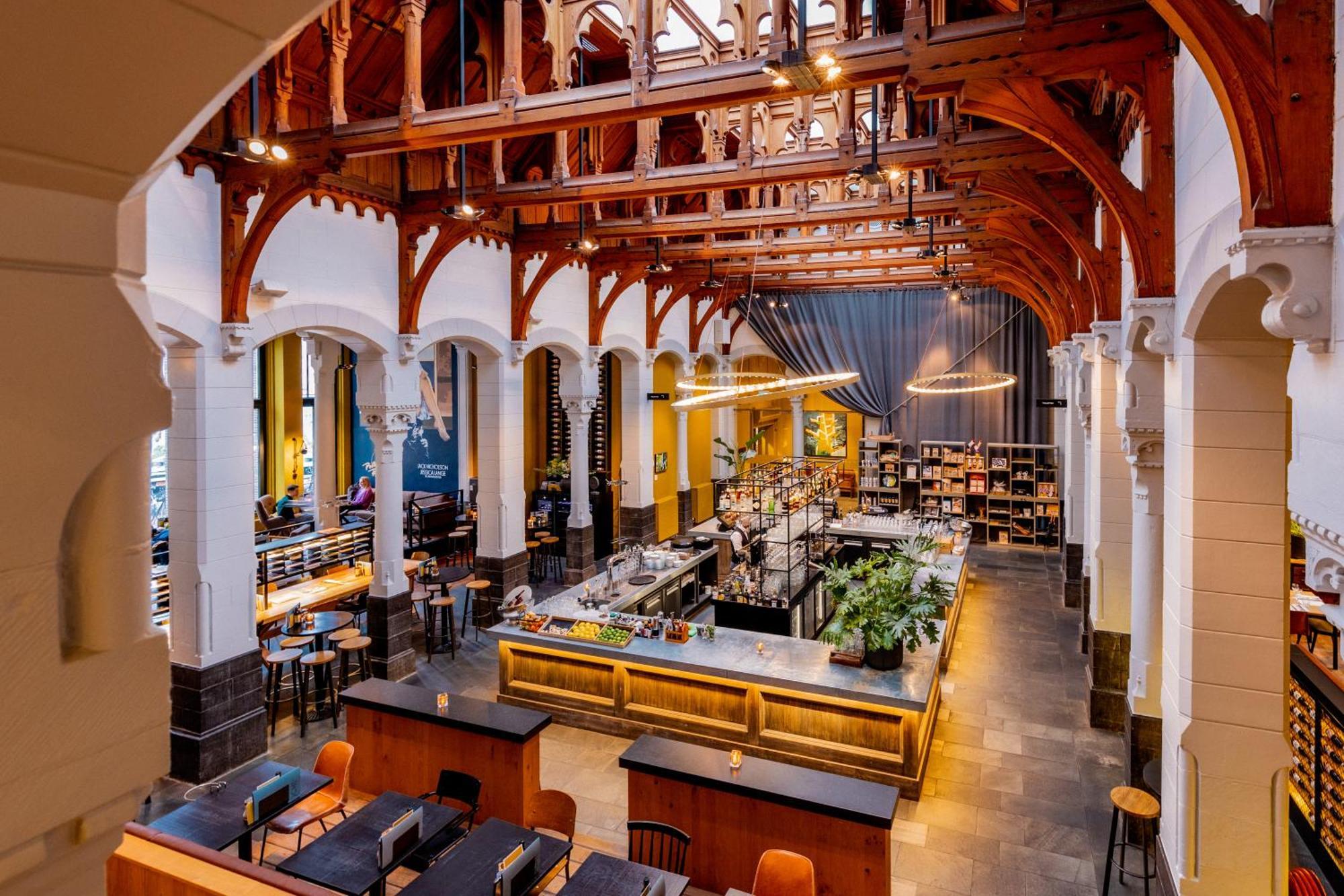 Post-Plaza Hotel & Grand Cafe Леэварден Экстерьер фото
